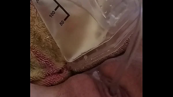 Catheter in wet pussy, can't stop peeing....